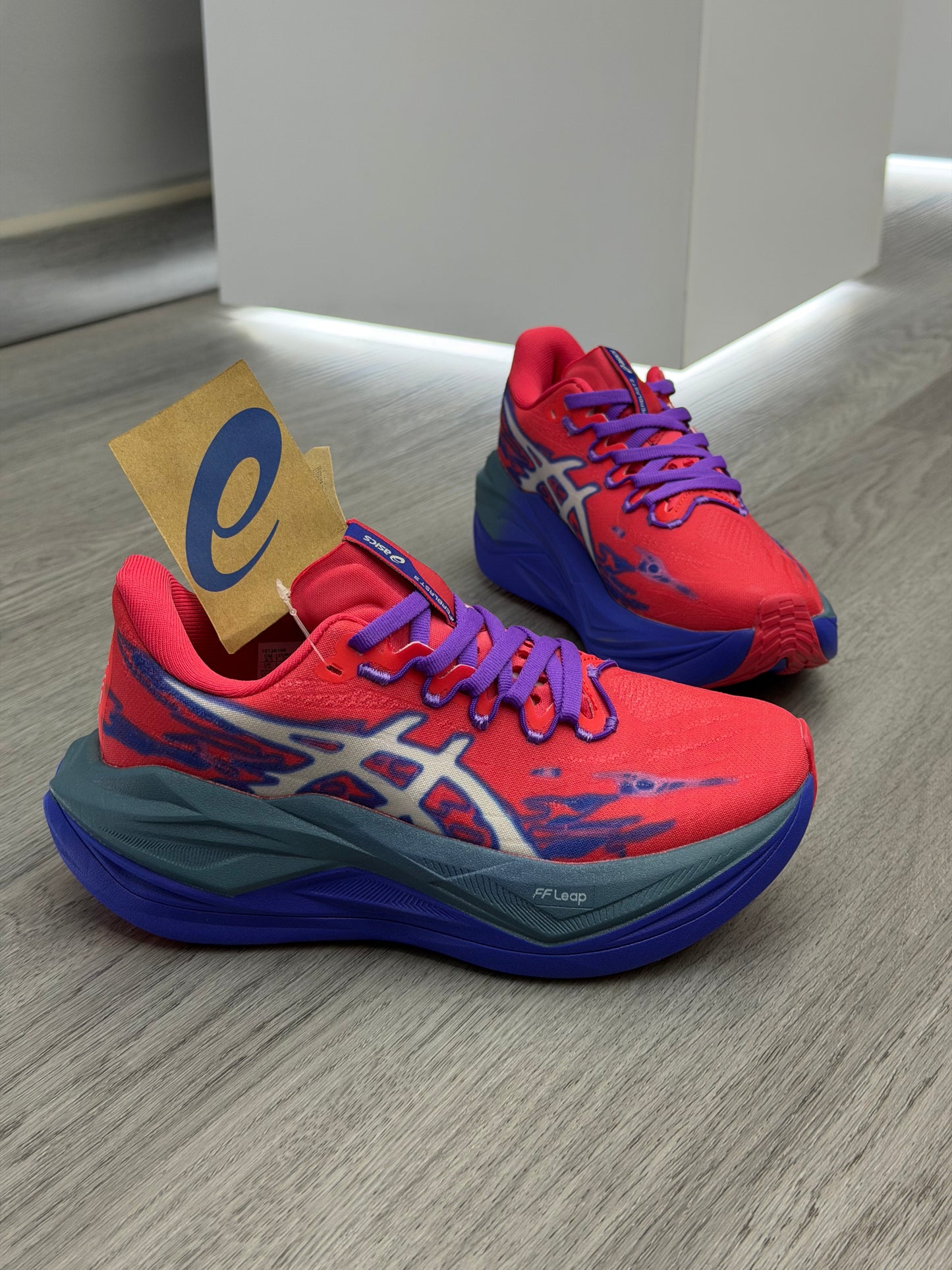 Asícs superblast 3
