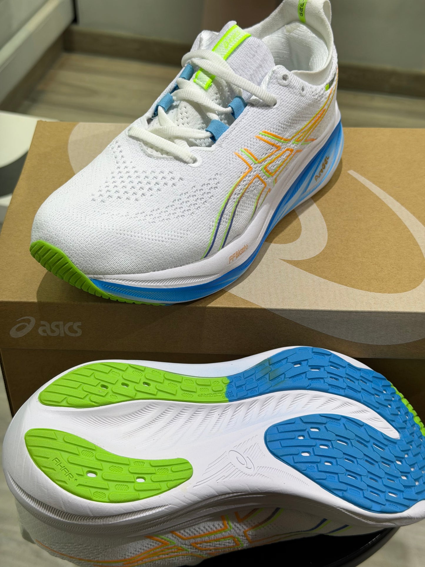 Asics gel-nimbus 26