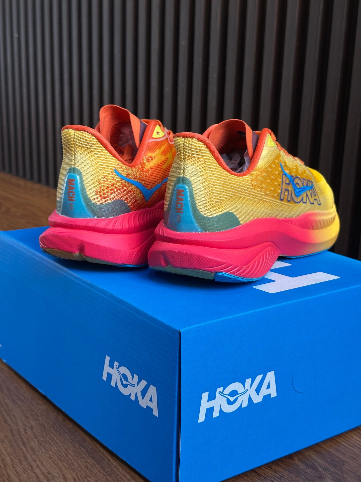Hoka MACH 6