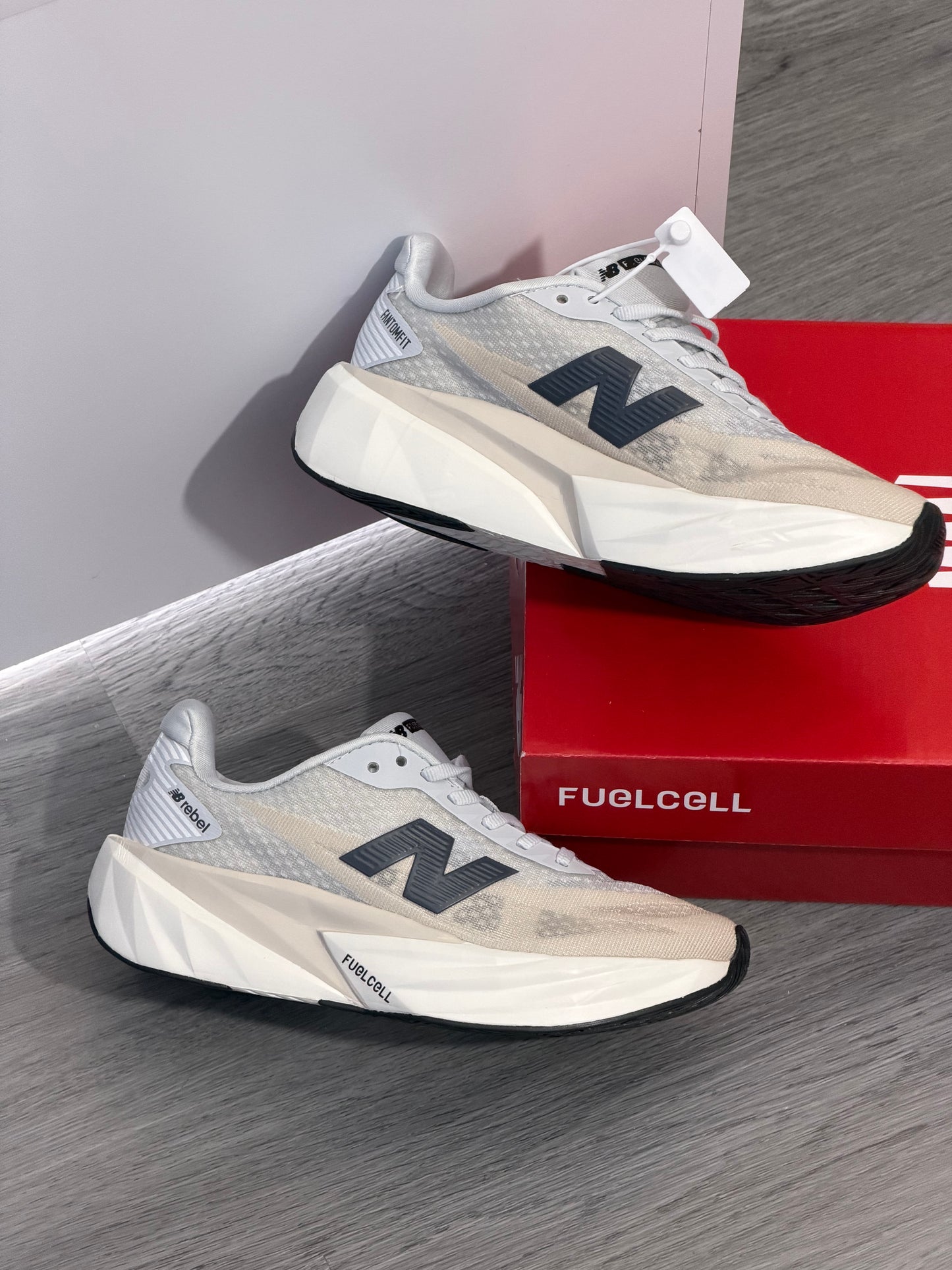 New balance rebel V5