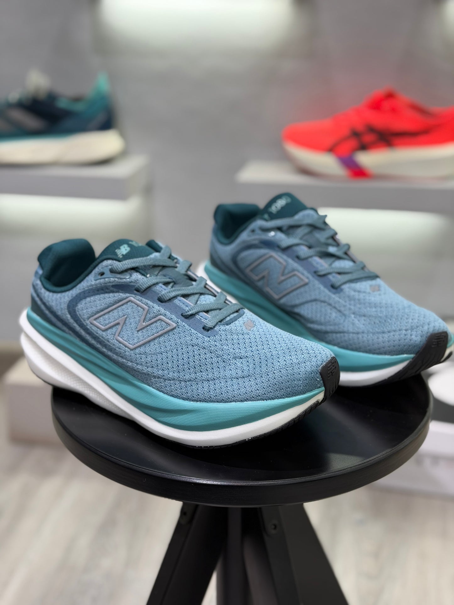 NEW BALANCE 1080 V15