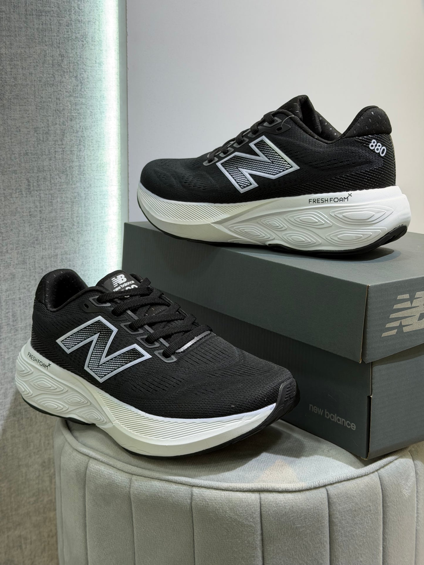 NEW BALANCE 880