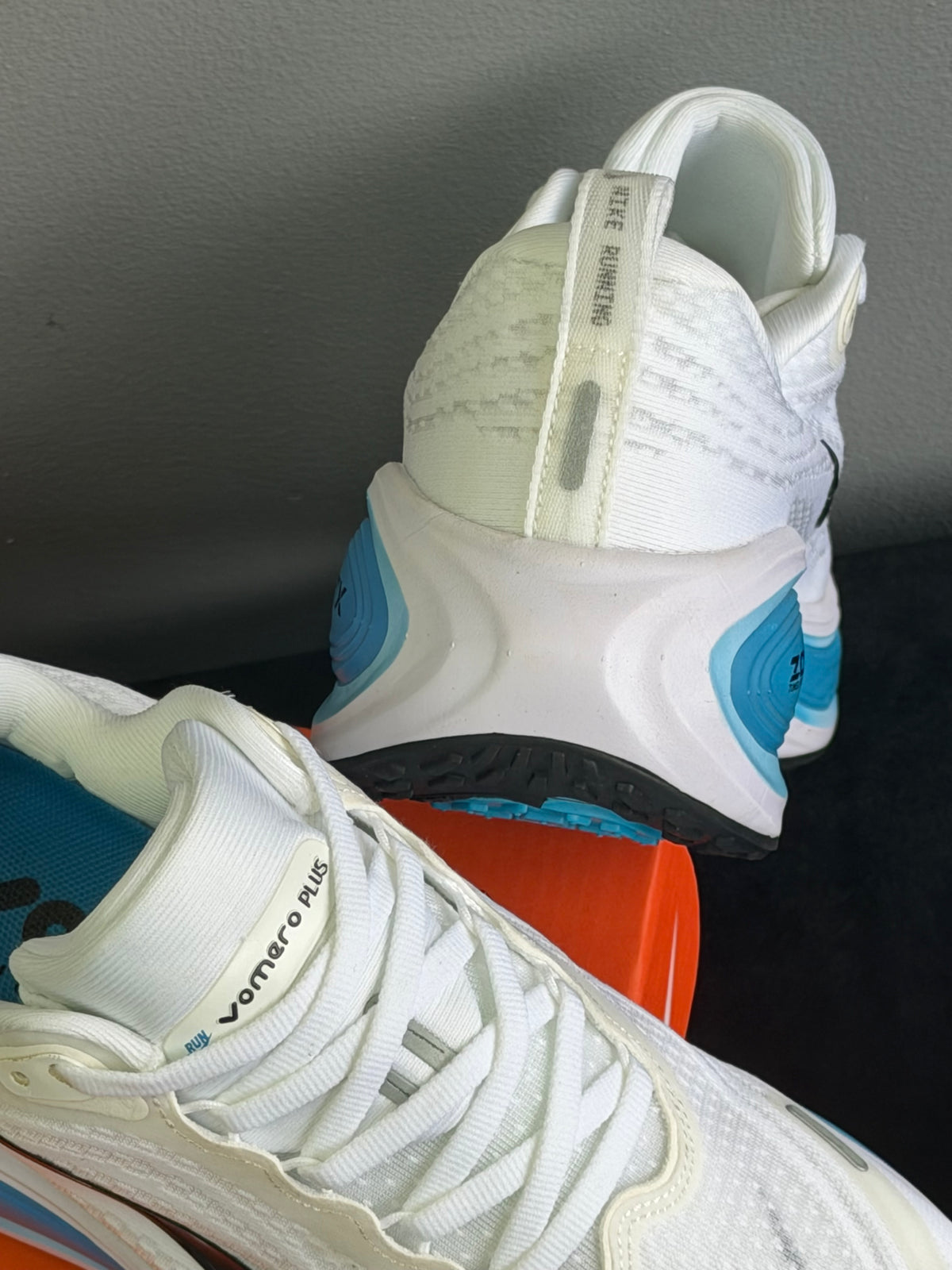 Nike Vomero Plus
