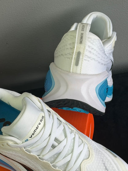 Nike Vomero Plus