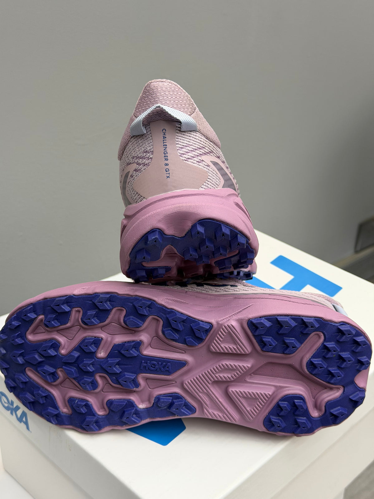 HOKA CHALLENGER 8 GTX
