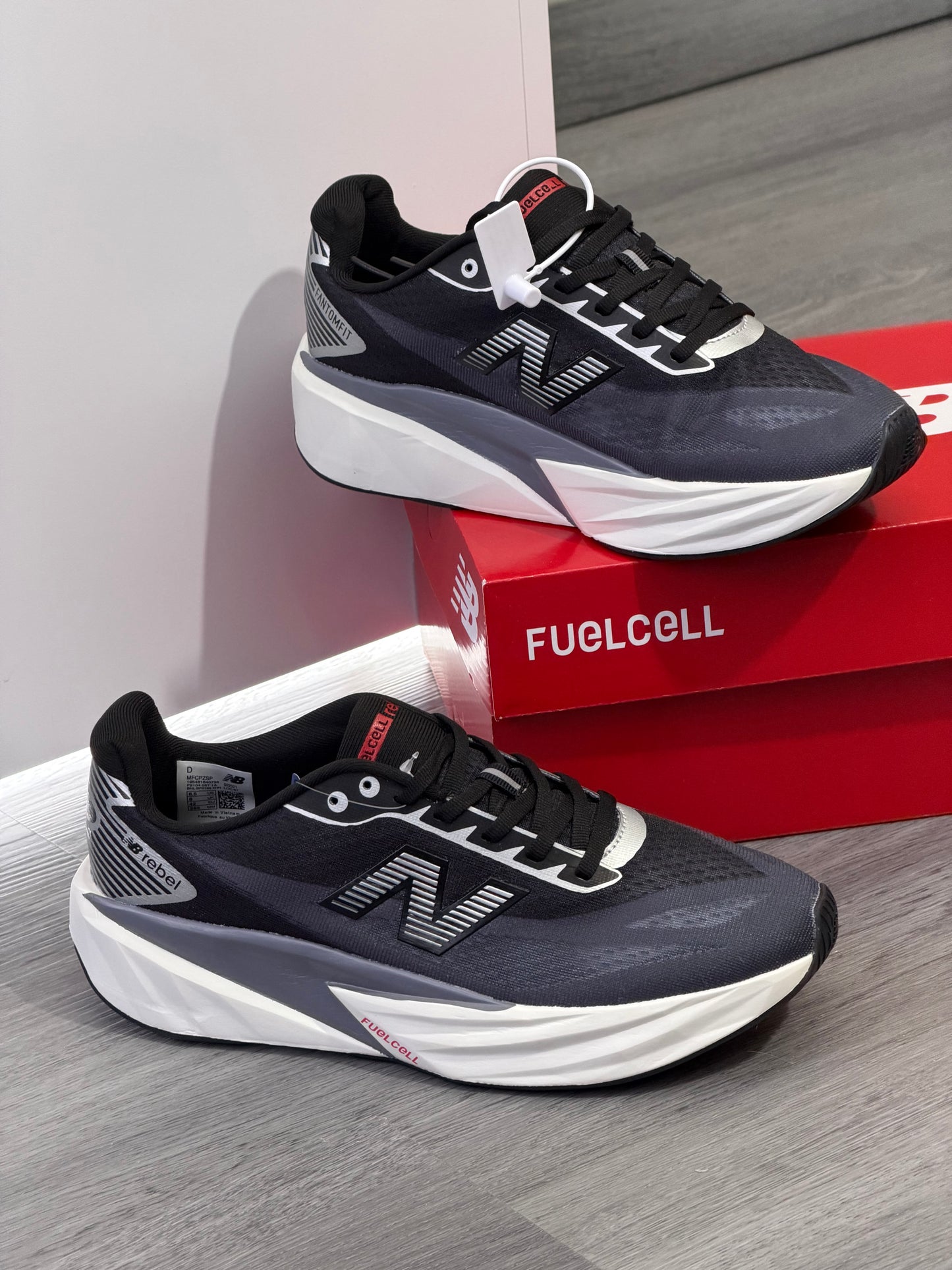New balance rebel V5