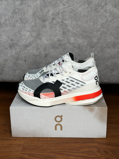 On Cloud Boom Strike