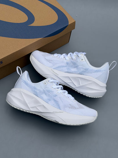 Asics Novablast 5