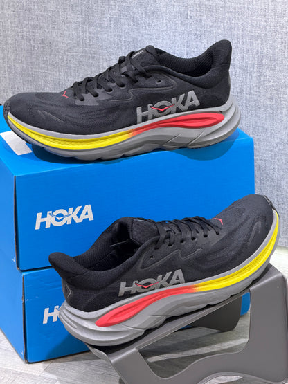 Hoka Clifton 10