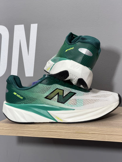 NEW BALANCE REBEL