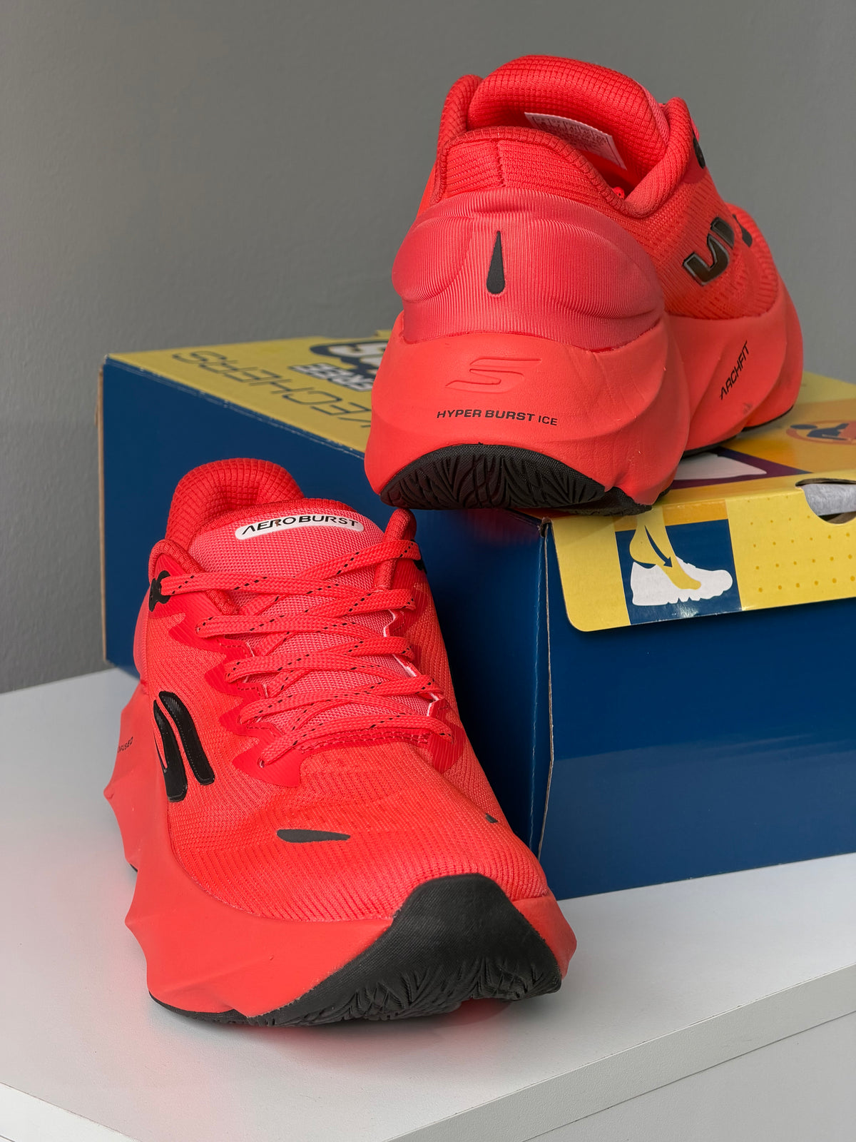 Skechers AEROBURST
