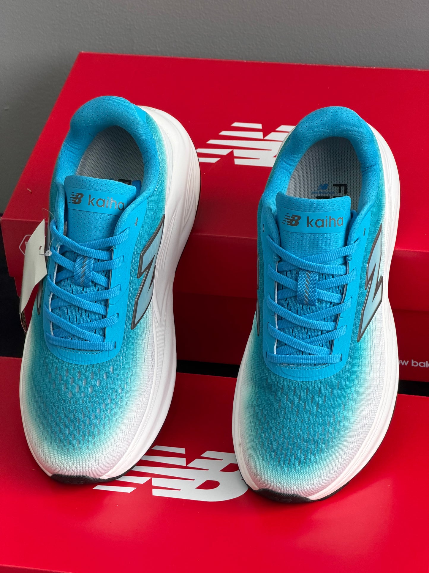 New balance fresh foam kaiha road