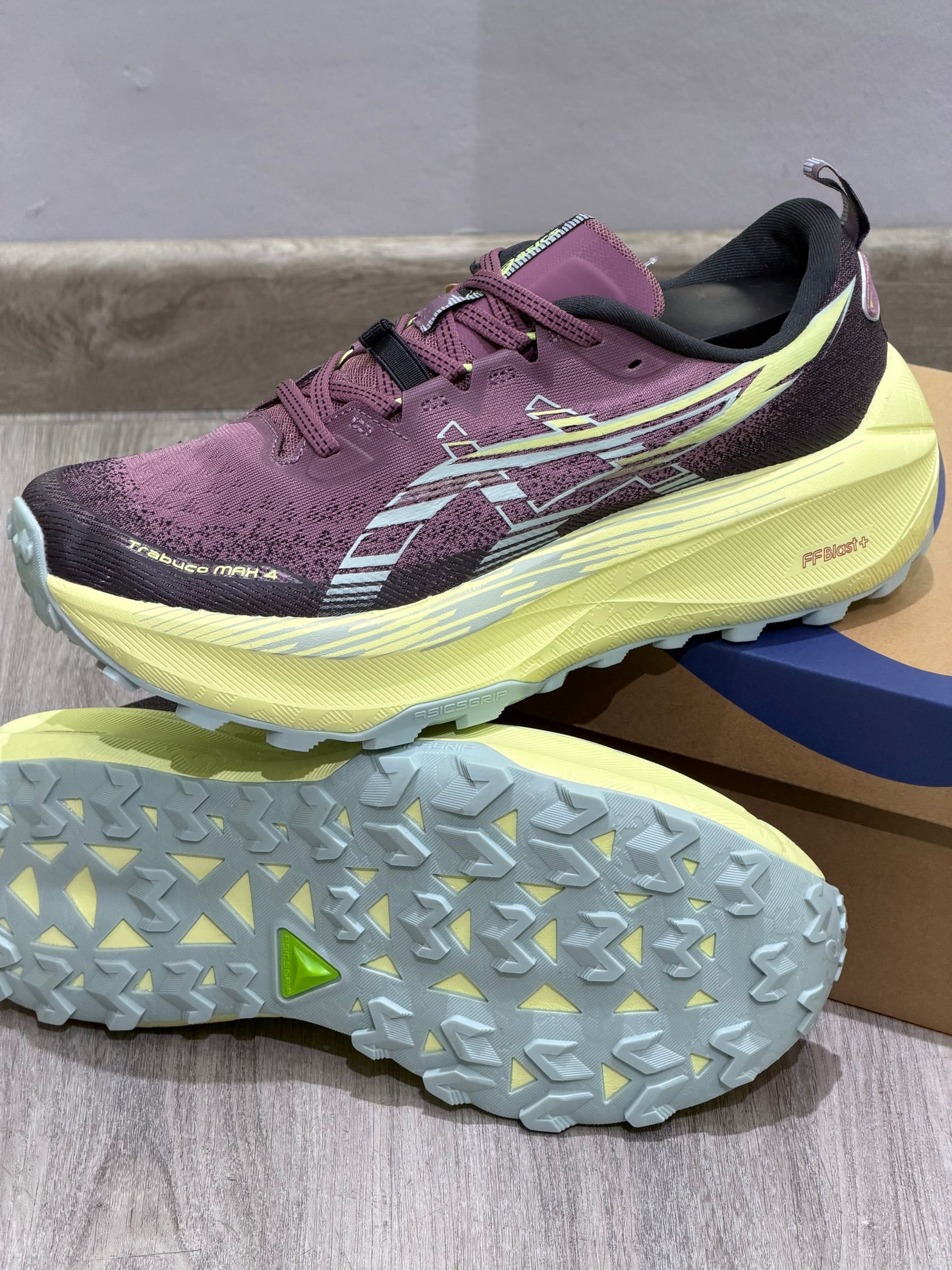 ASICS TRABUCO MAX 4