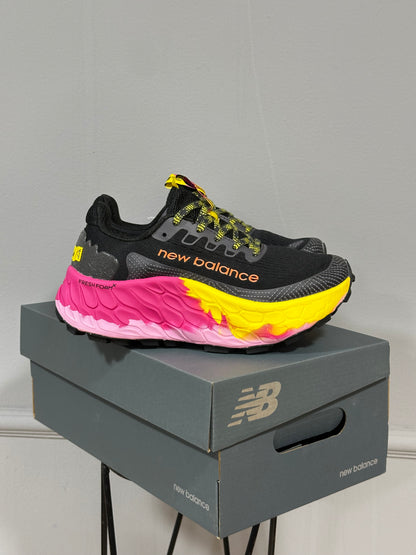 New Balance MORE TRAIL