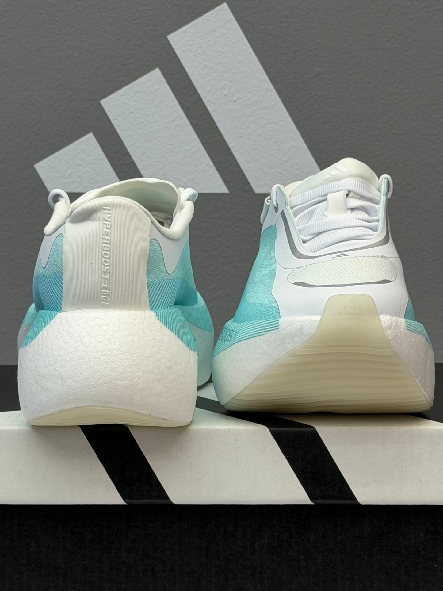 ADIDAS HYPERBOOST