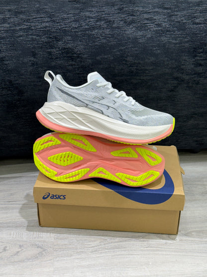 ASICS SUPERBLAST 2