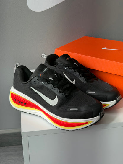 NIKE VOMERO PLUS