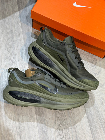 Nike Vomero 18 GORETEX
