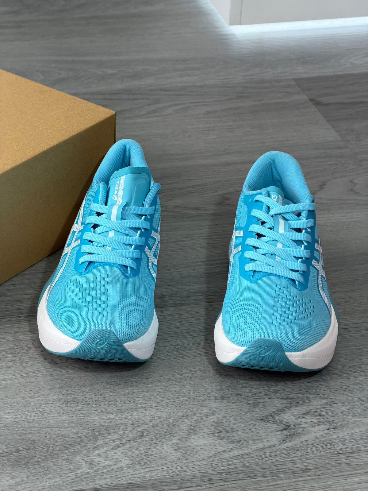 Asics MAGIC SPEED
