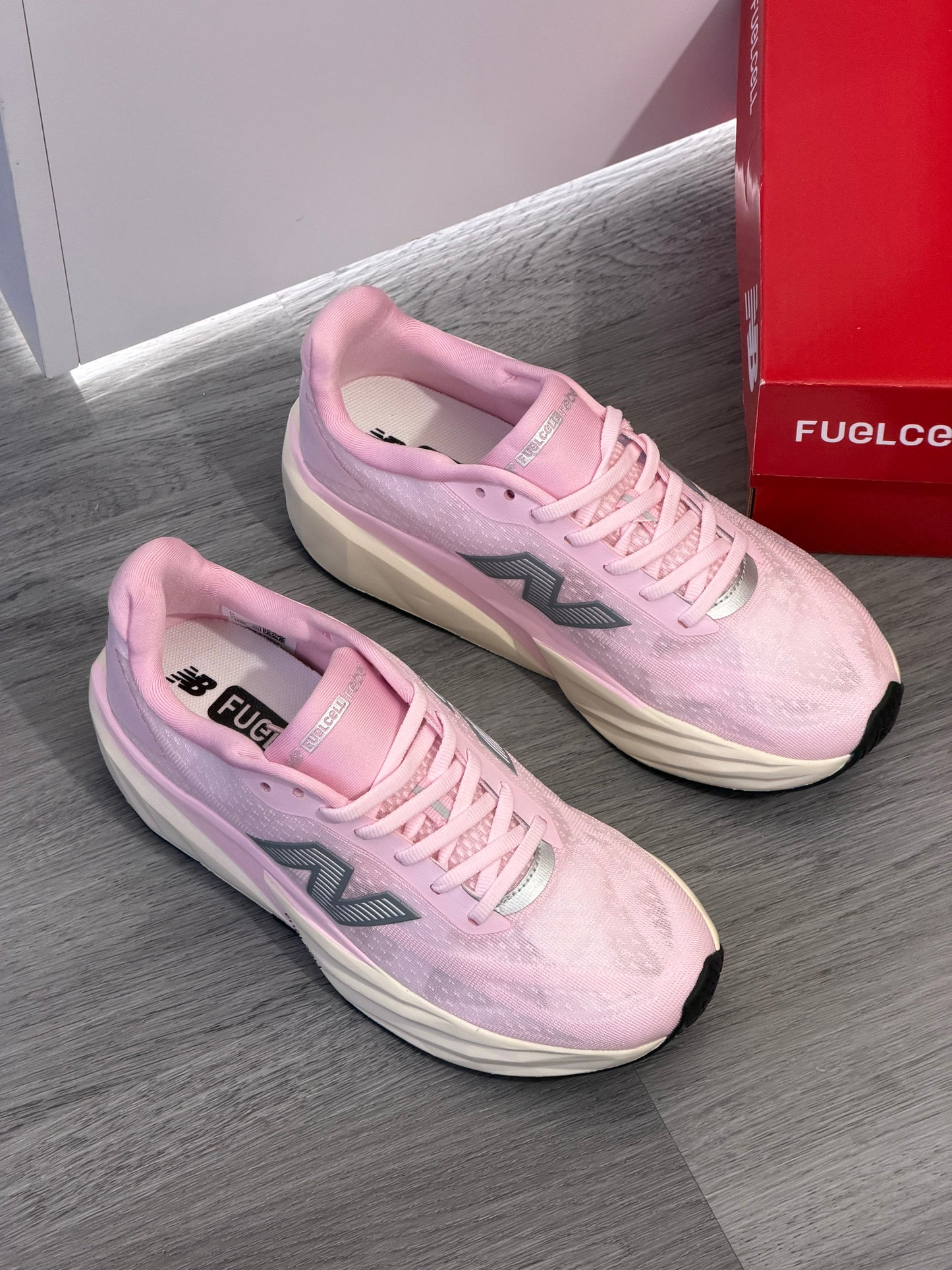 New balance rebel V5