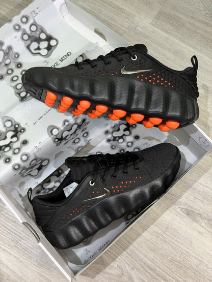 Nike Mind 002
