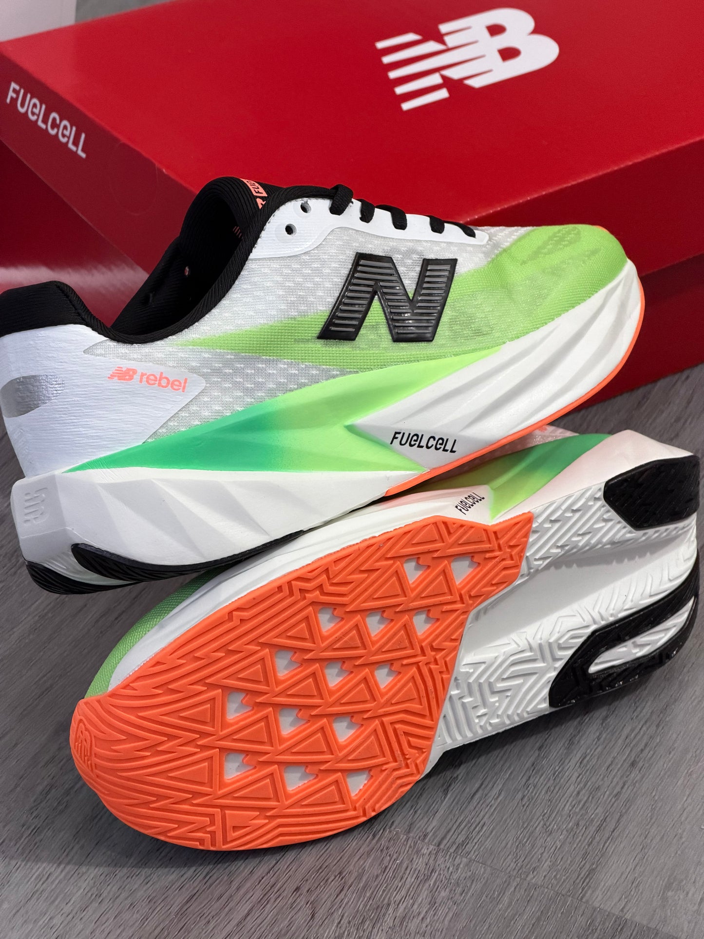 New balance rebel V5