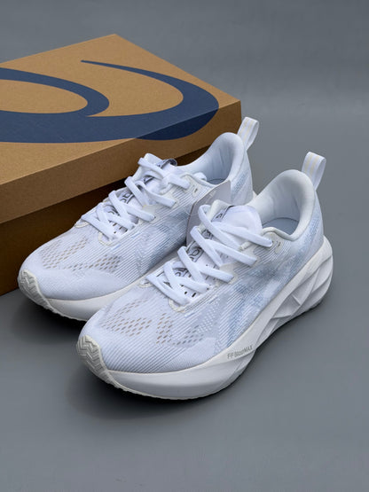 Asics Novablast 5