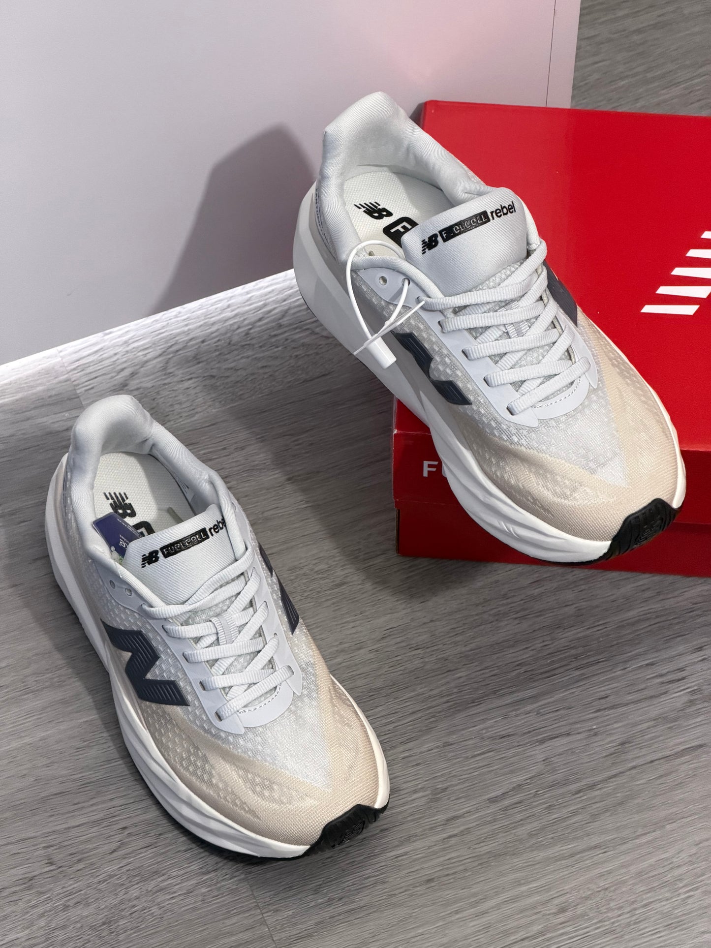 New balance rebel V5