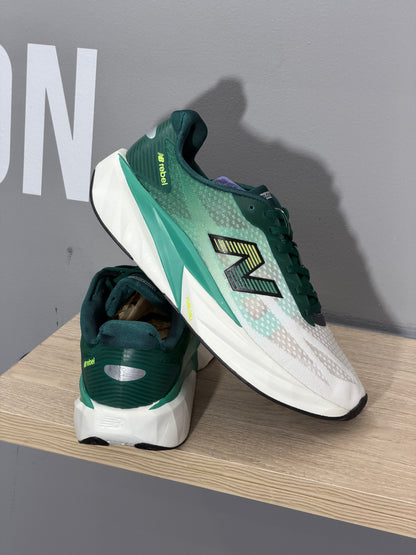 NEW BALANCE REBEL