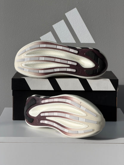 ADIDAS HYPERBOOST