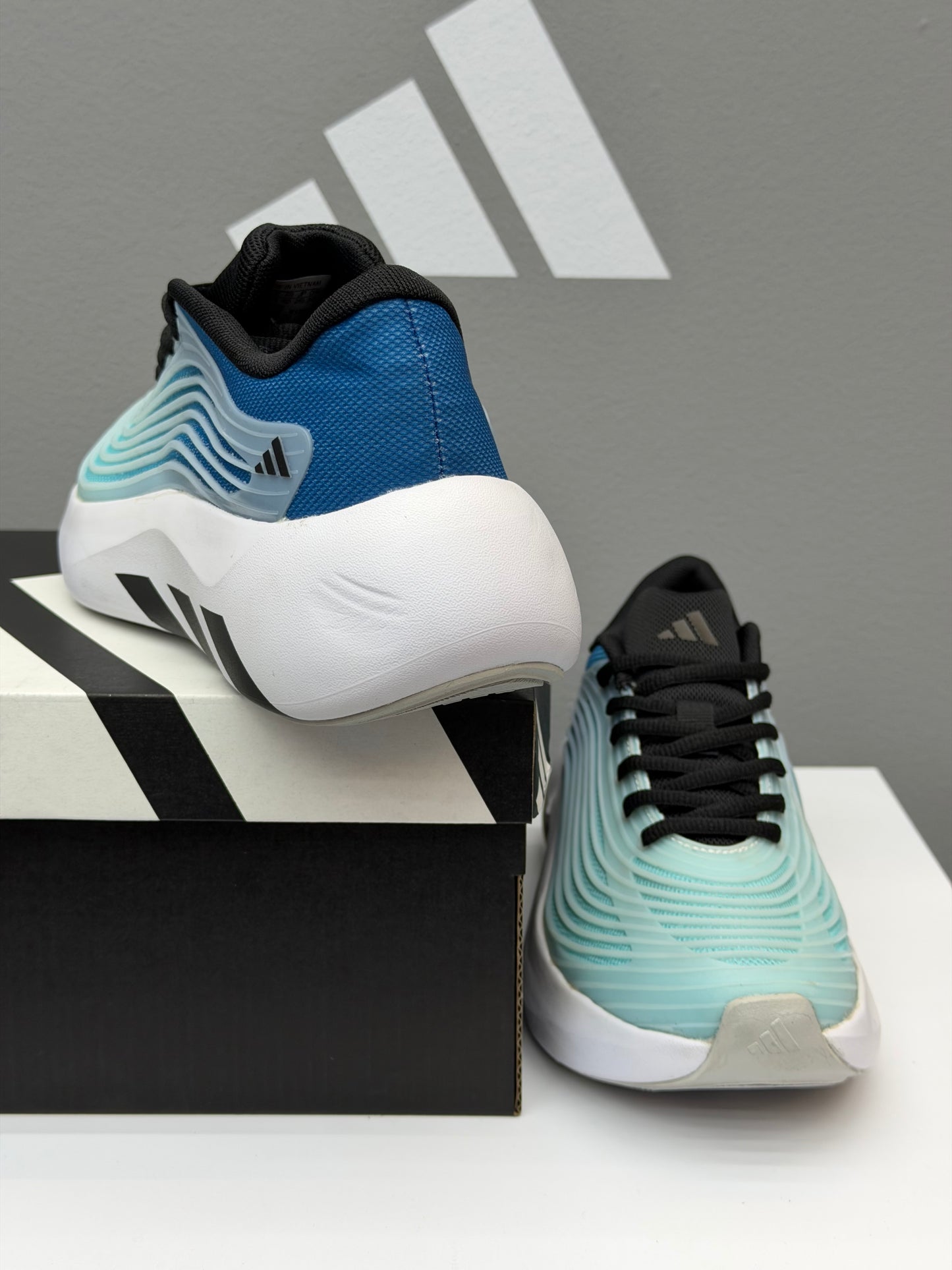 HYPERBOOST
