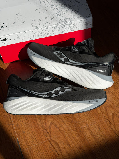 Saucony triumph 23