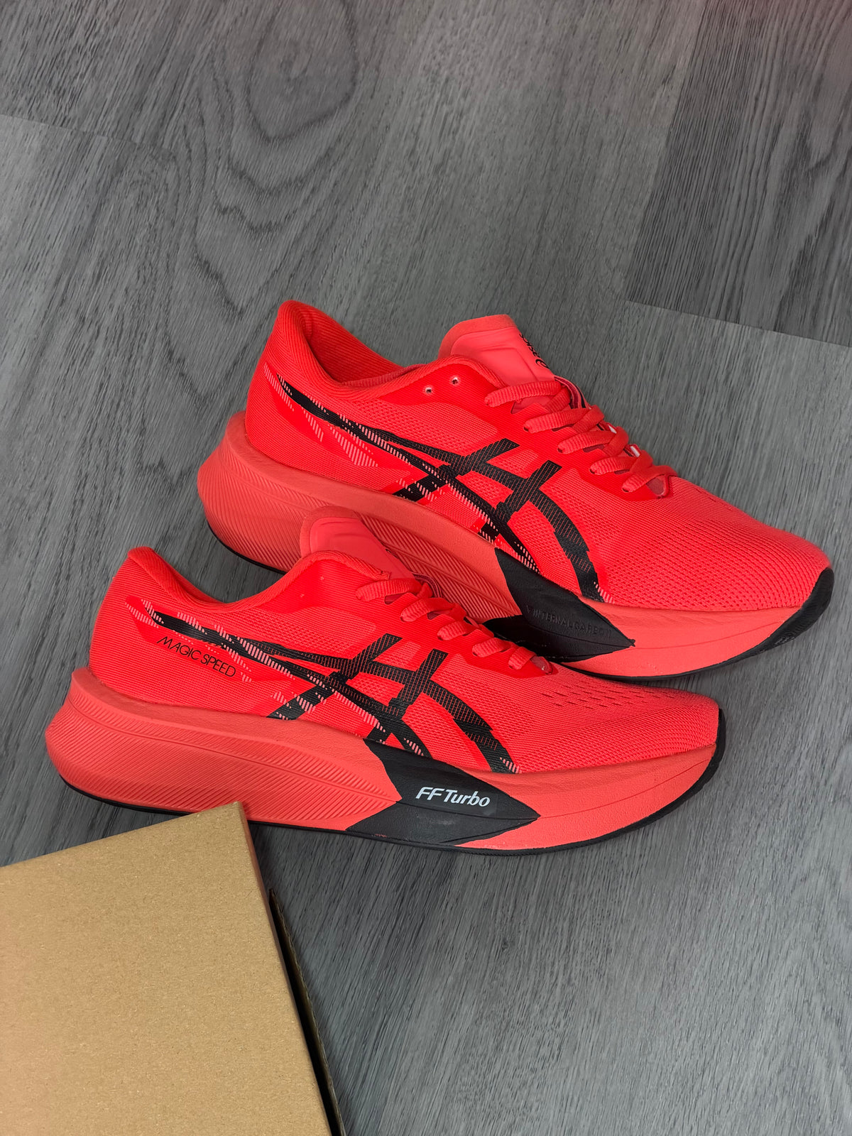 Asics MAGIC SPEED