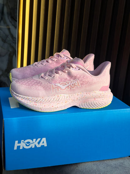 Hoka MACH 6