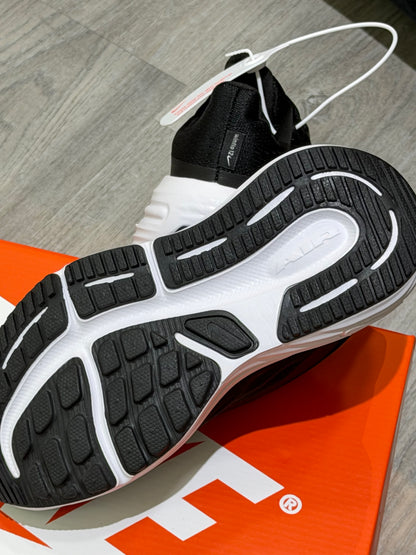 Nike winflo 12