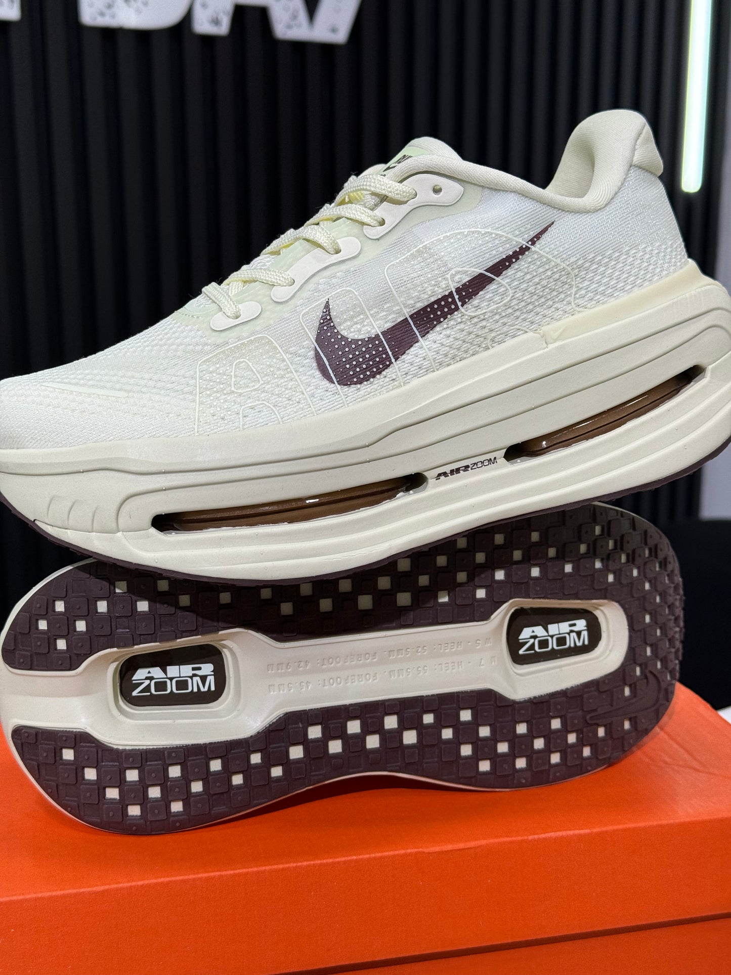 Nike Vomero Premium