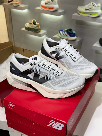 NEW BALANCE ELITE V4