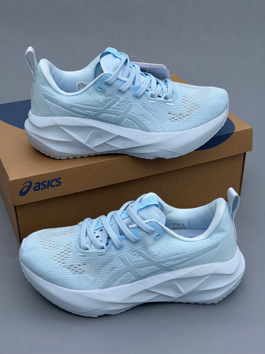Asics Novablast 5