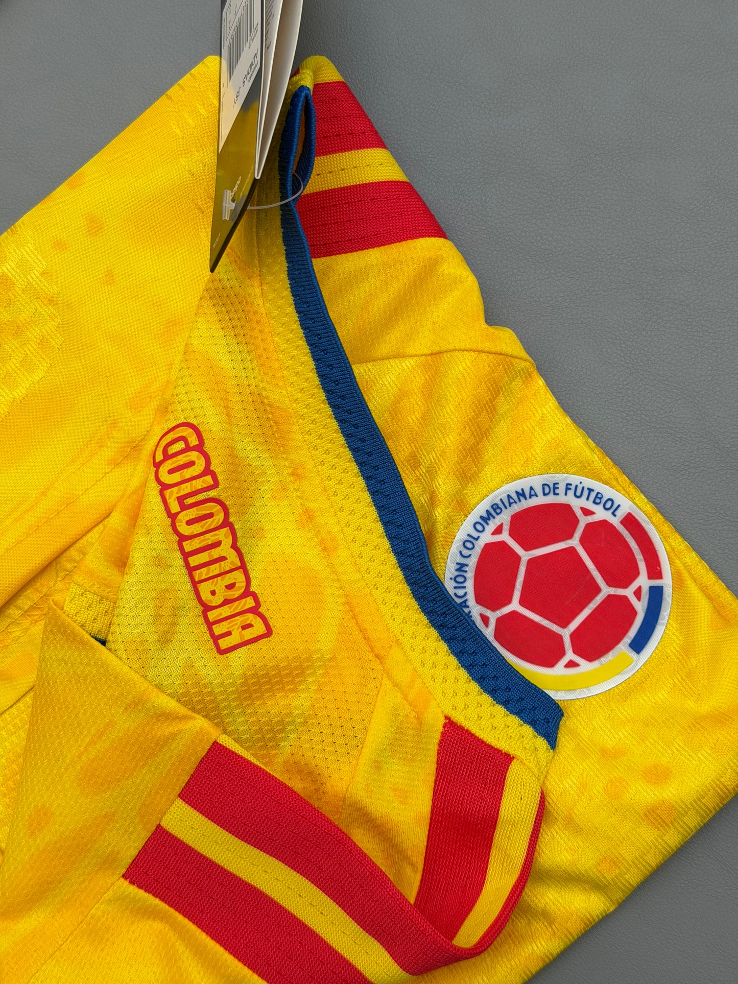CAMISETA VERSION JUGADOR (MUNDIAL 2026) Colombia