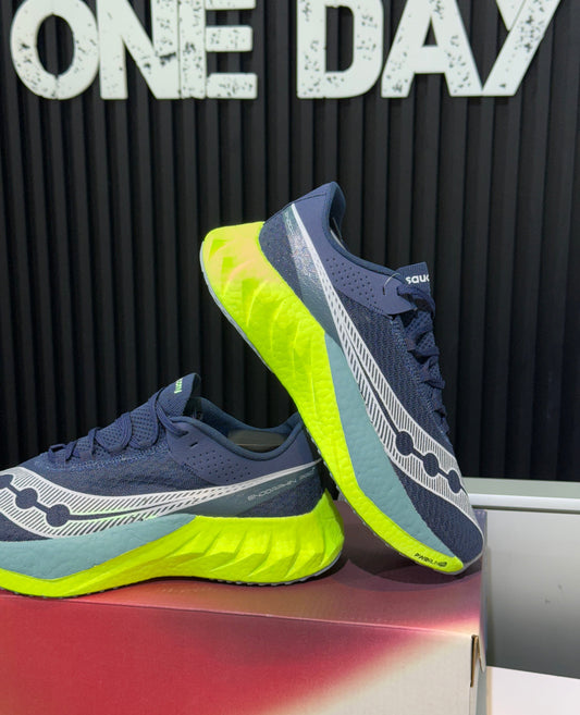 Saucony Endorphin PRO 4