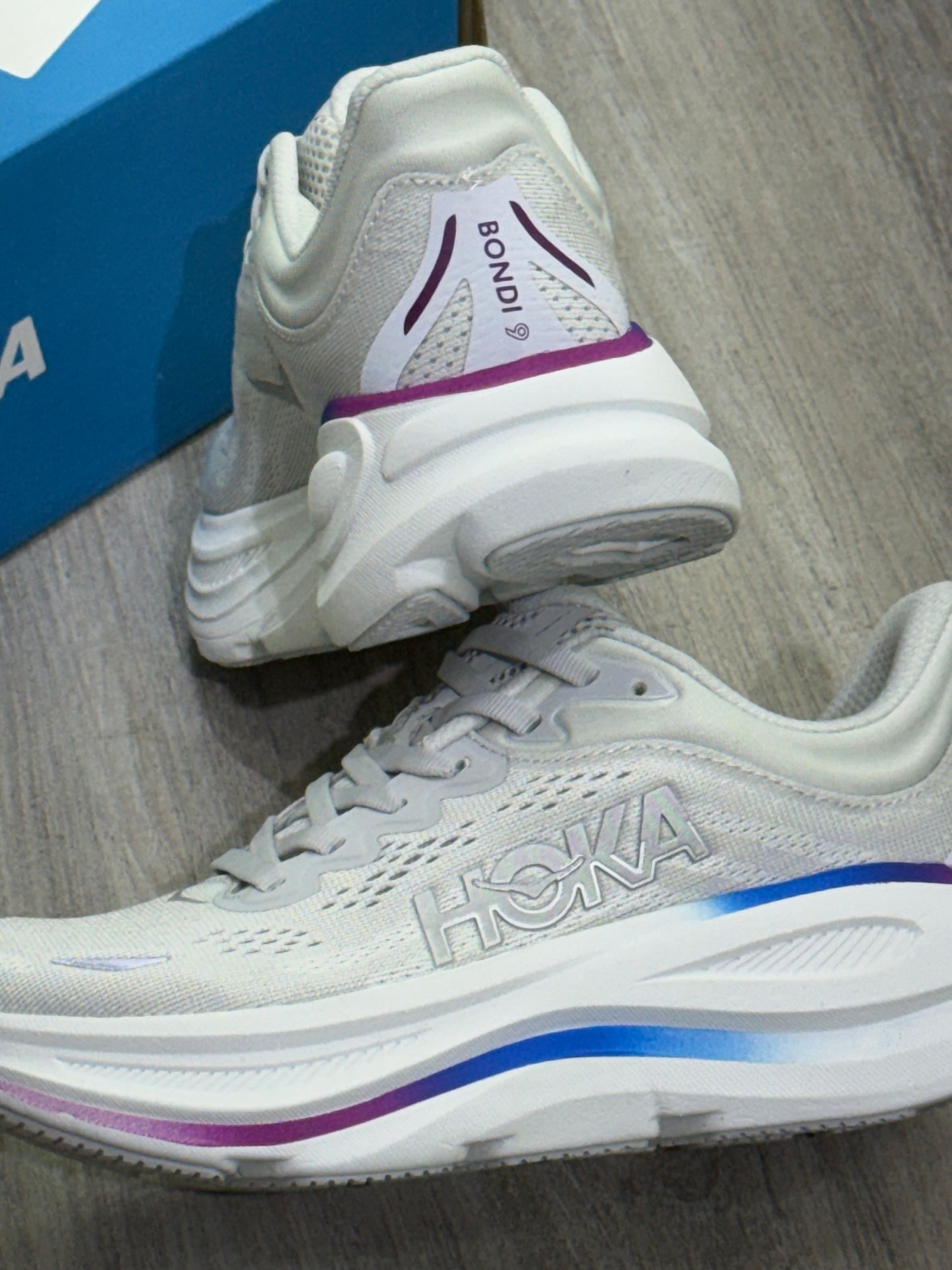 HOKA BONDI 9
