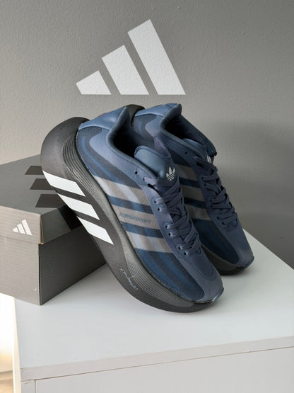 Hyperboost