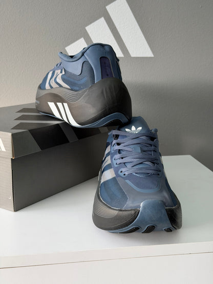 Hyperboost