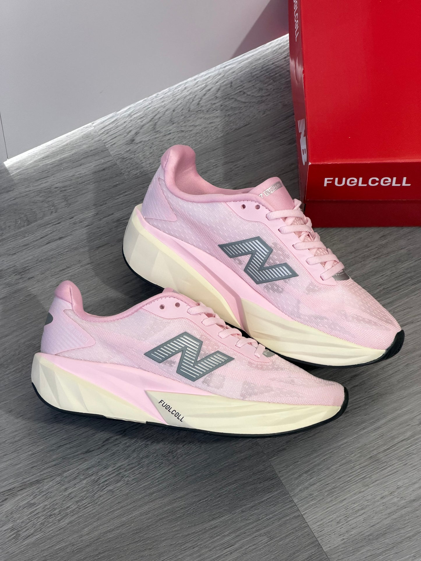 New balance rebel V5
