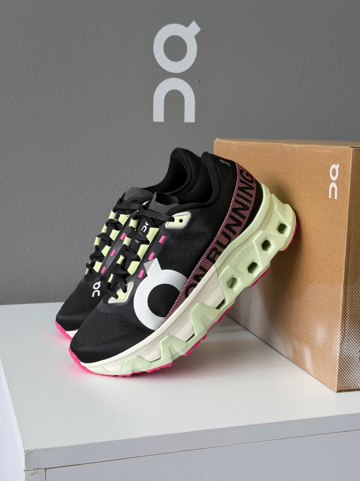On running Cloudmonster 2 hyper