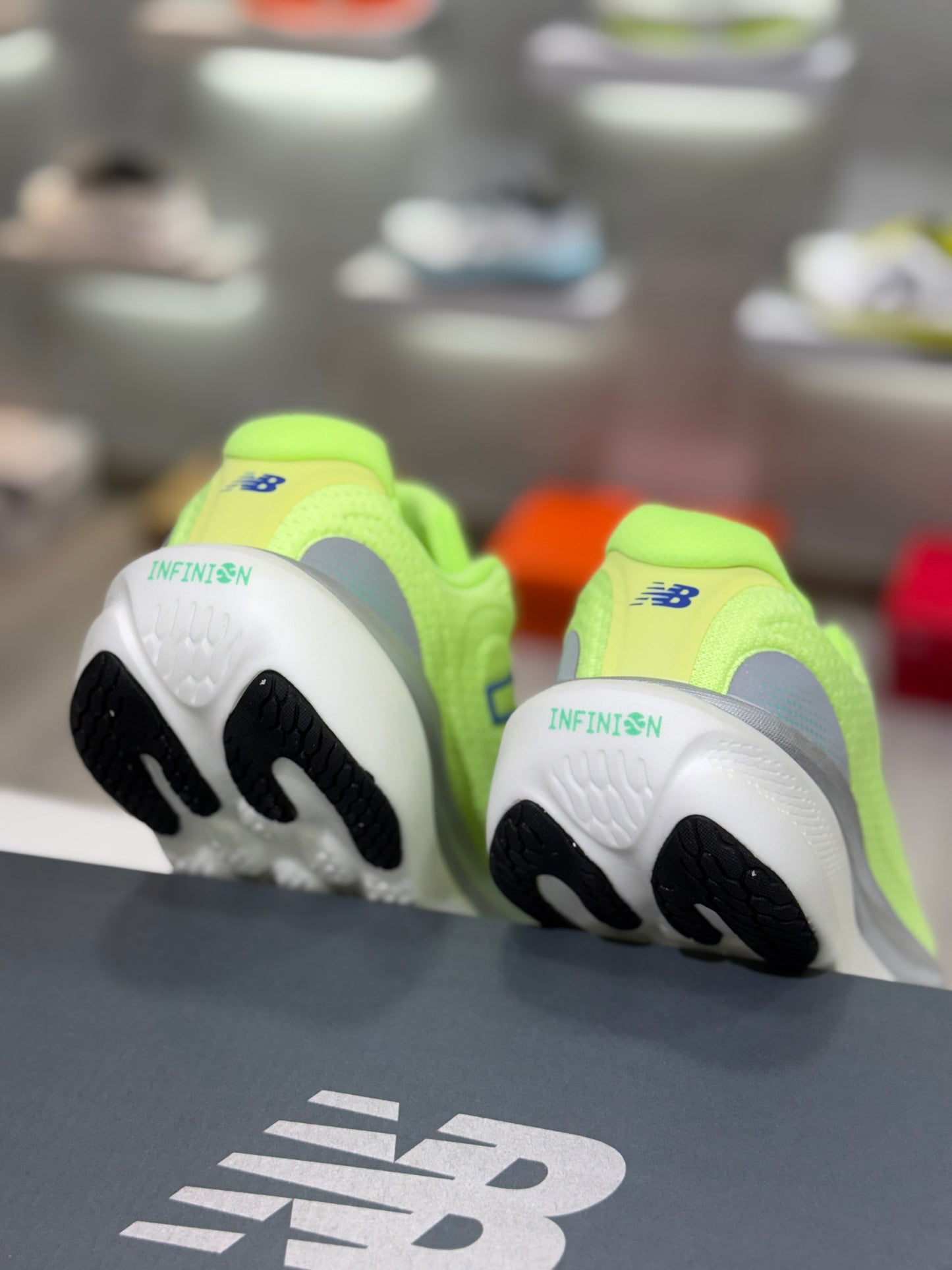 New Balance 1080 V15