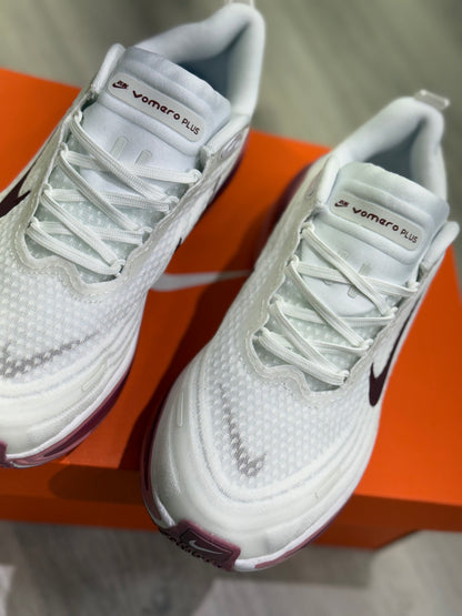Nike Vomero Plus