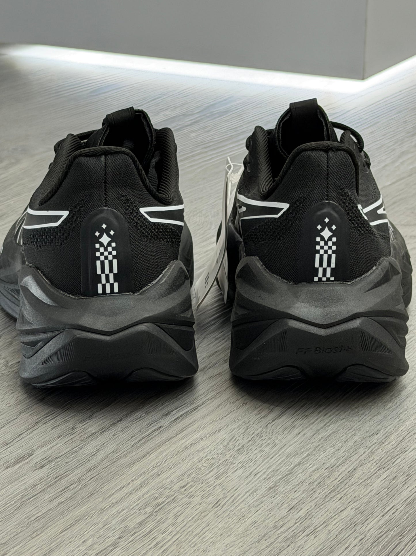 Asics Superblast 3
