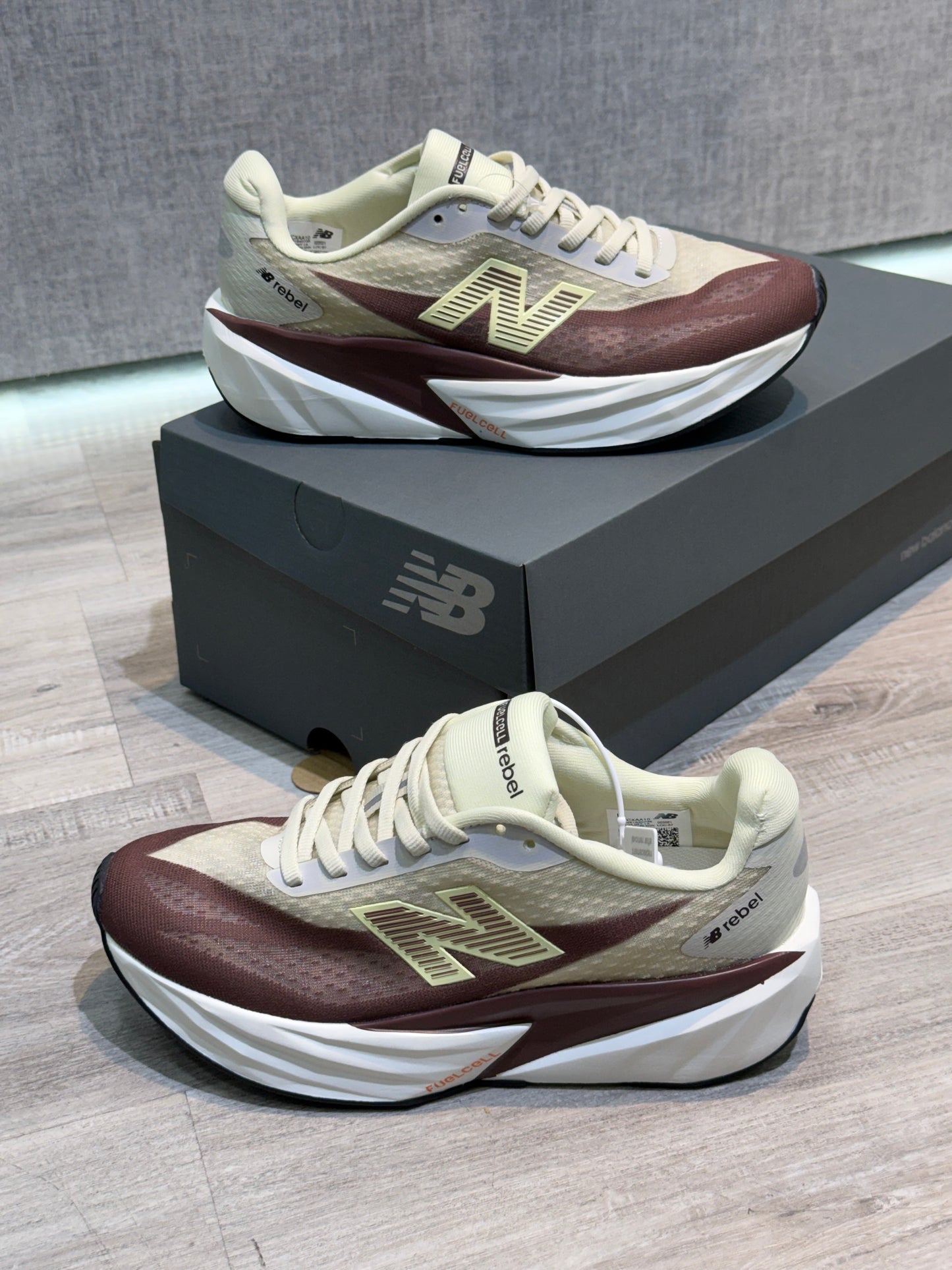 New balance Rebel V5