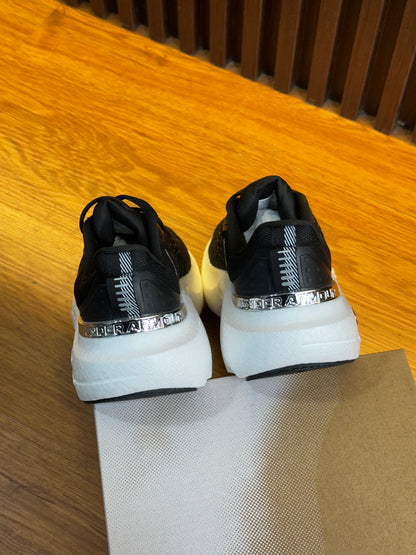 Under Infinite Élite